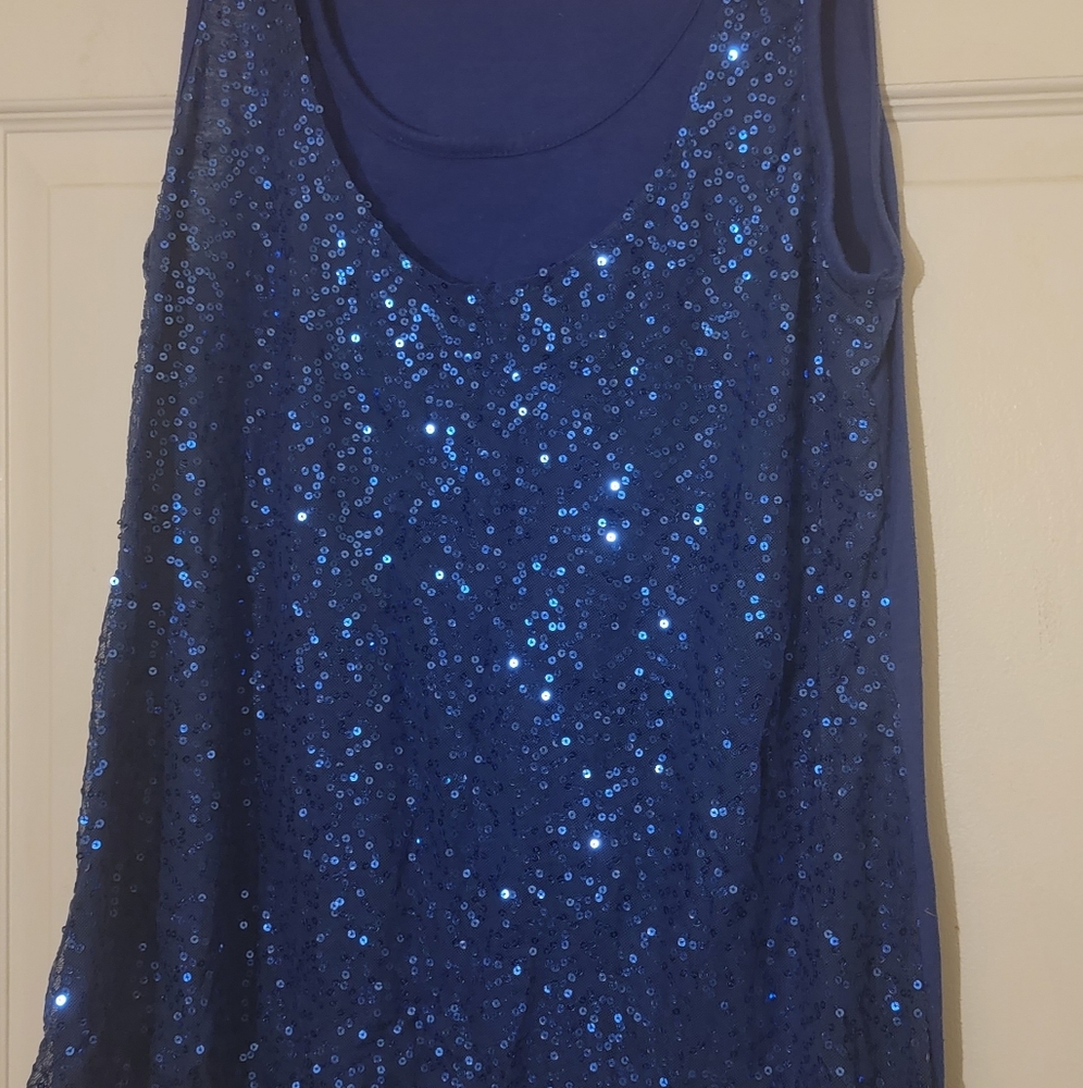 Sleeveless Sequined Top Blue L size